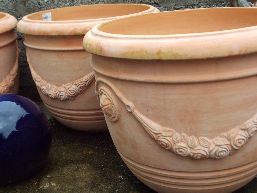 Pots & Ornaments Ballaghderg Garden Centre
